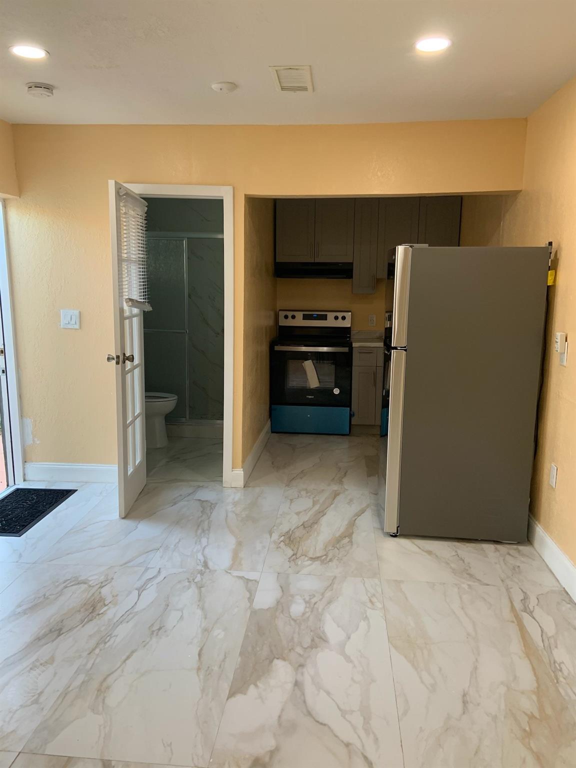 2260 NW 60th Ter