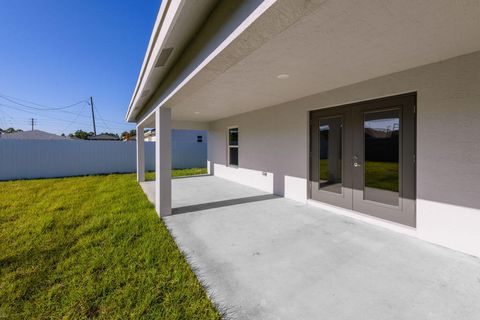 A home in Port St Lucie