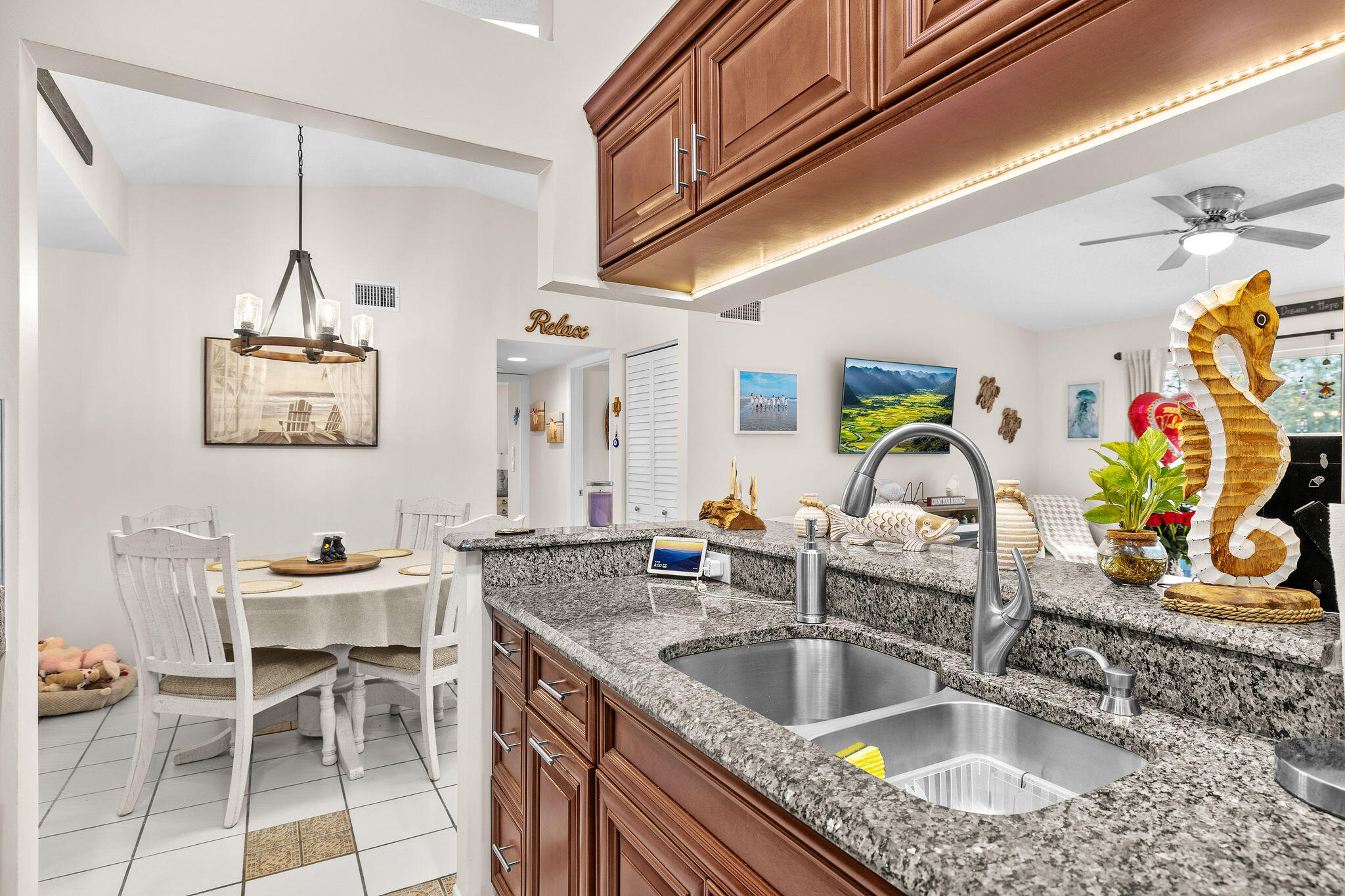 ANCHORAGE ON THE ST LUCIE - Residential Lease