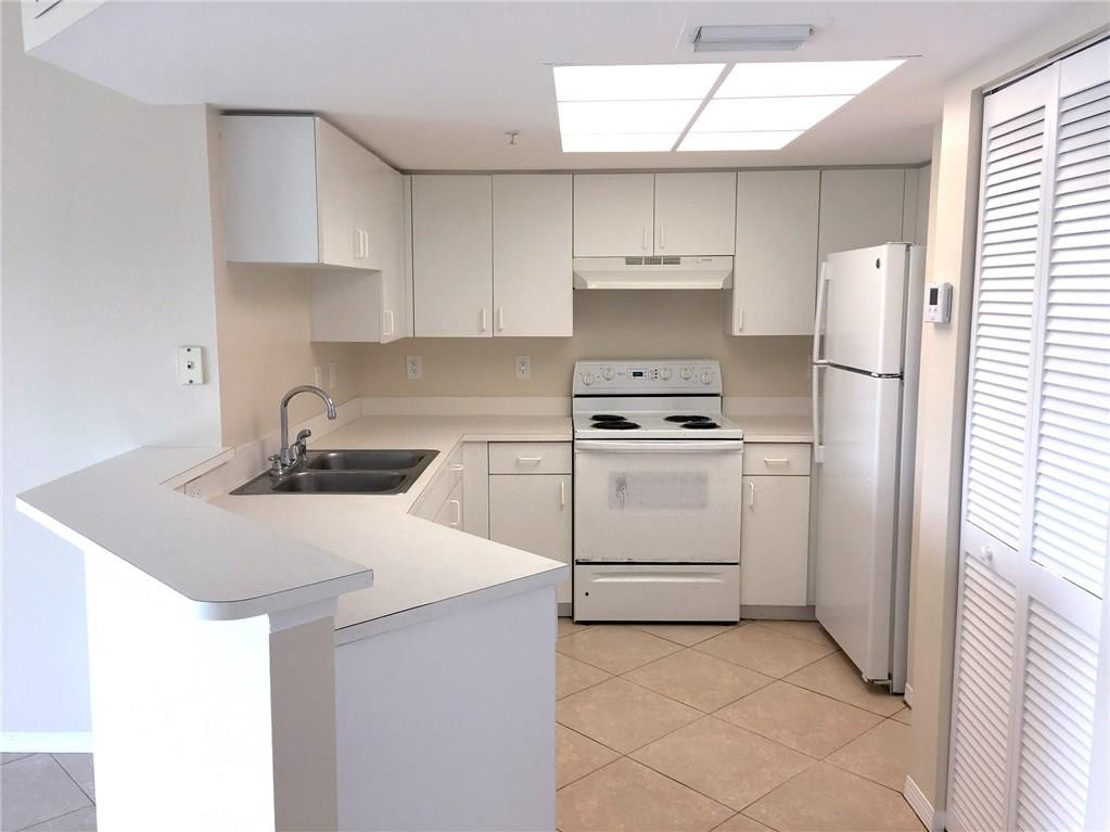 GRAND VIEW AT CRESTWOOD C - Residential