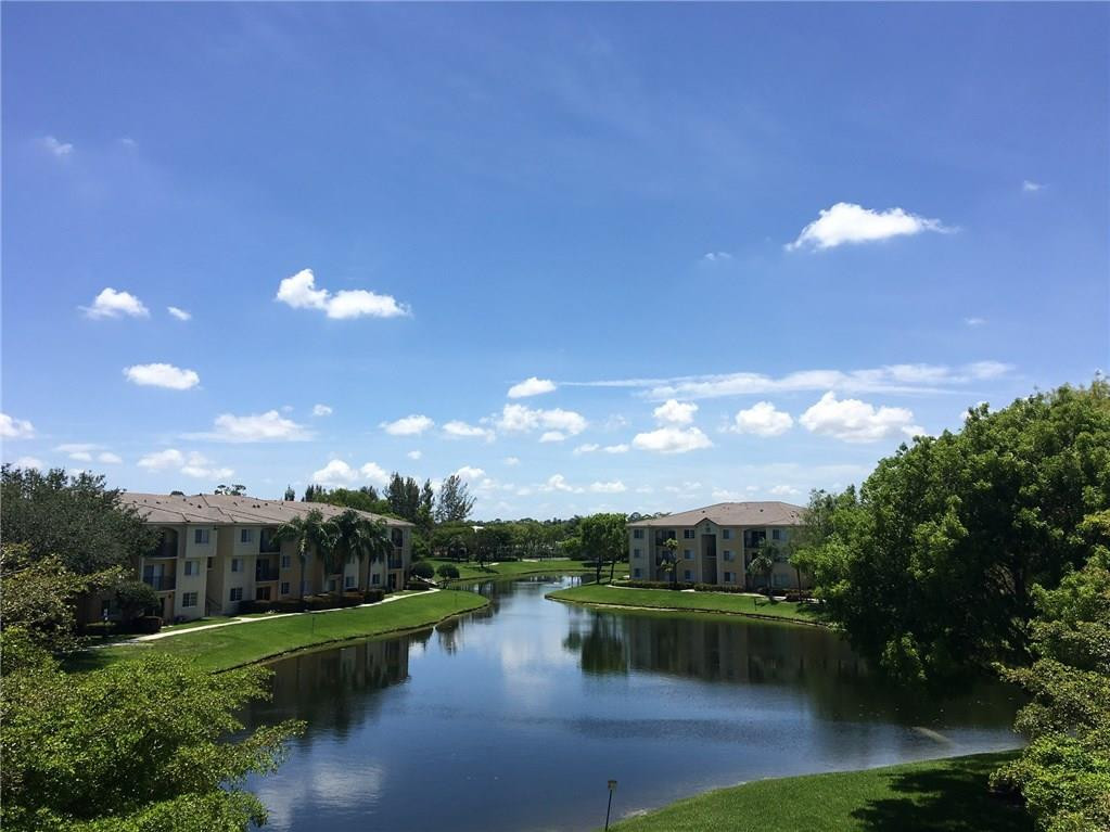 GRAND VIEW AT CRESTWOOD C - Residential