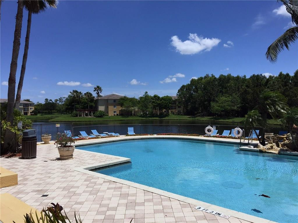 GRAND VIEW AT CRESTWOOD C - Residential