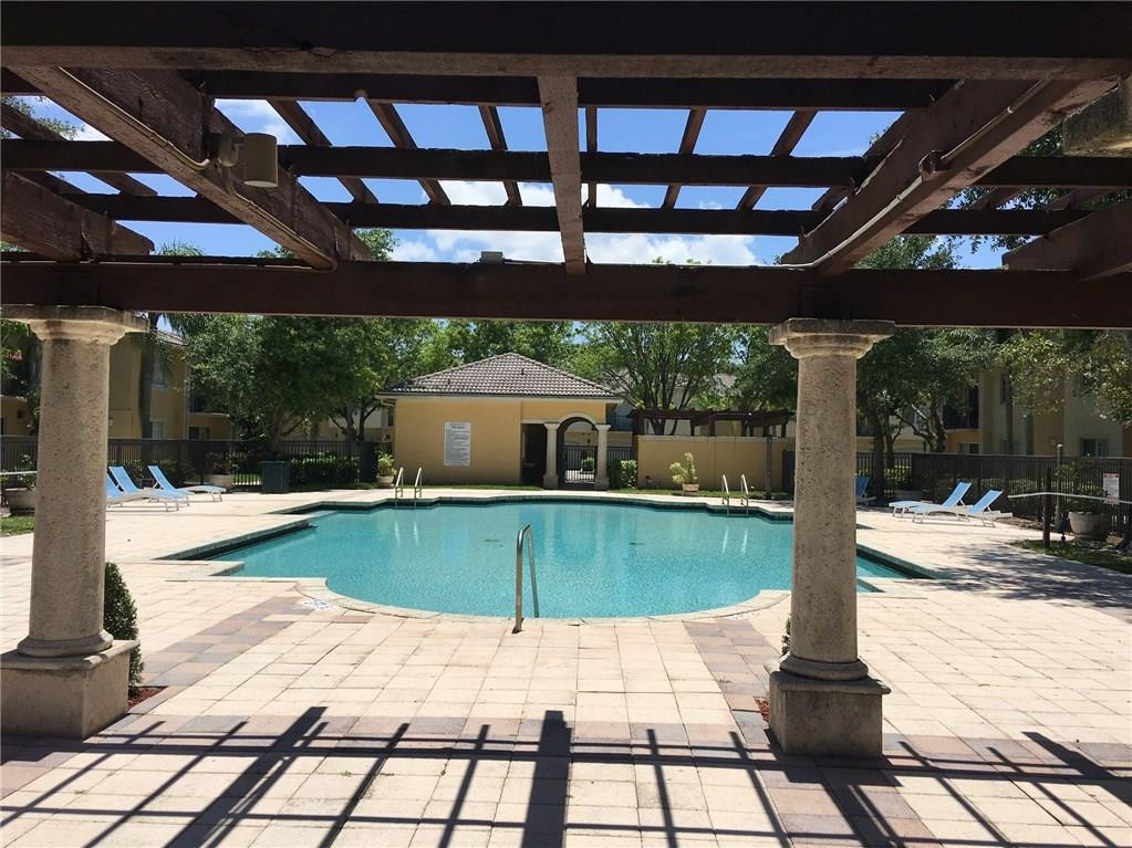 GRAND VIEW AT CRESTWOOD C - Residential