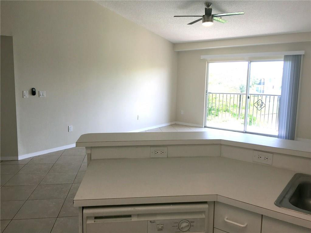 GRAND VIEW AT CRESTWOOD C - Residential