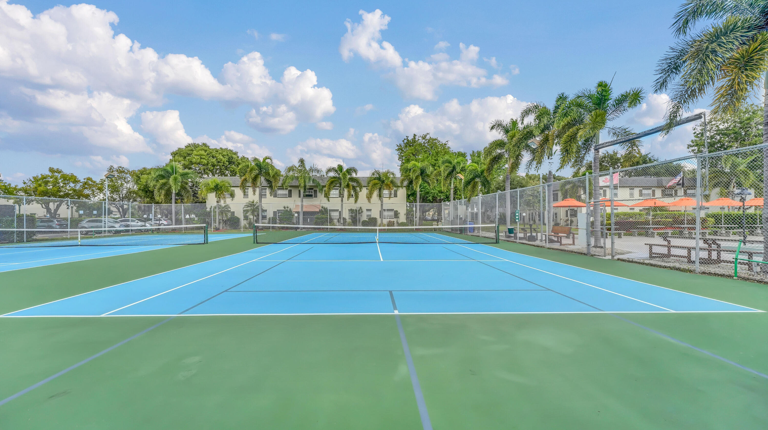 THE MEADOWS - Residential