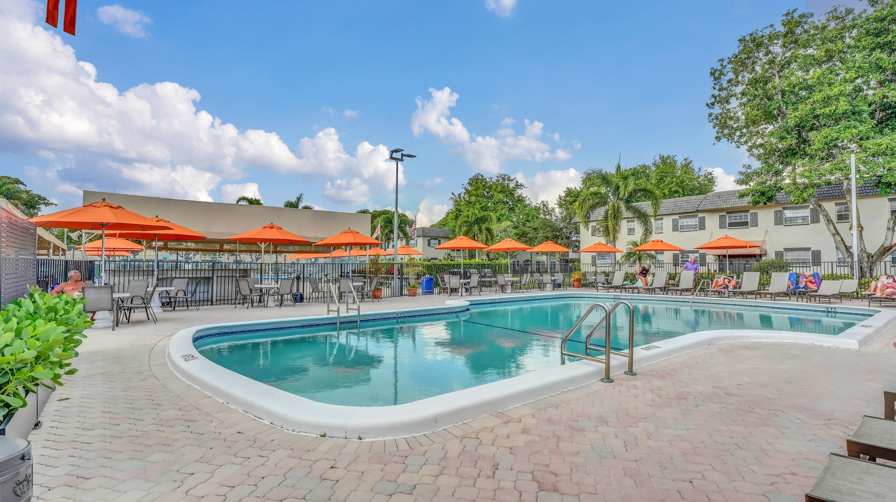 THE MEADOWS - Residential