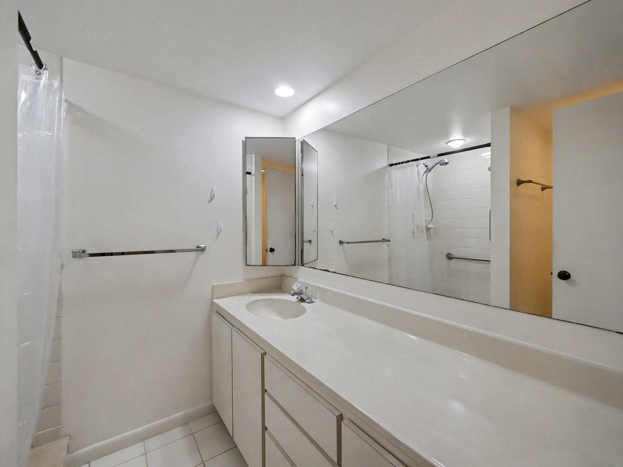 LAKES AT THE BLUFFS - Residential