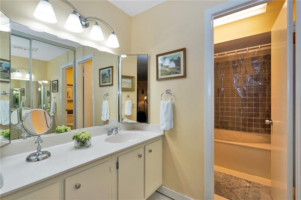 WILDWOOD OF DEER CREEK - Residential