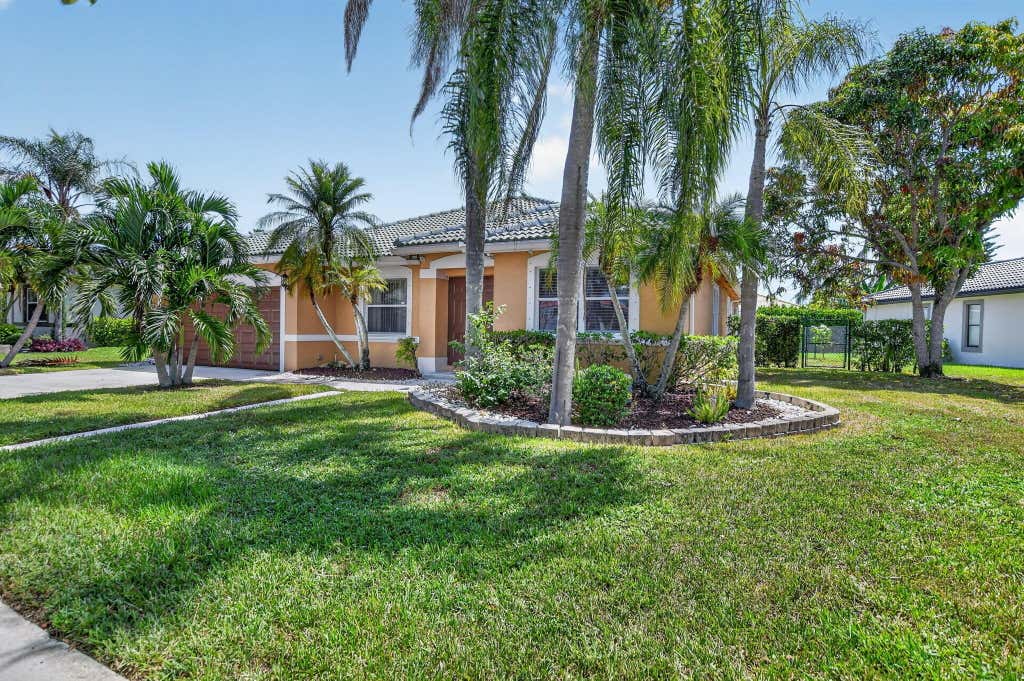 Photo of 5659 NW 109TH Lane, Coral Springs, FL 33076 (MLS # B26065451)
