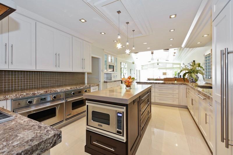 ROYAL PALM YACHT & COUNTRY CLUB - Residential