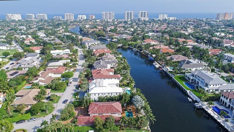 ROYAL PALM YACHT & COUNTRY CLUB - Residential
