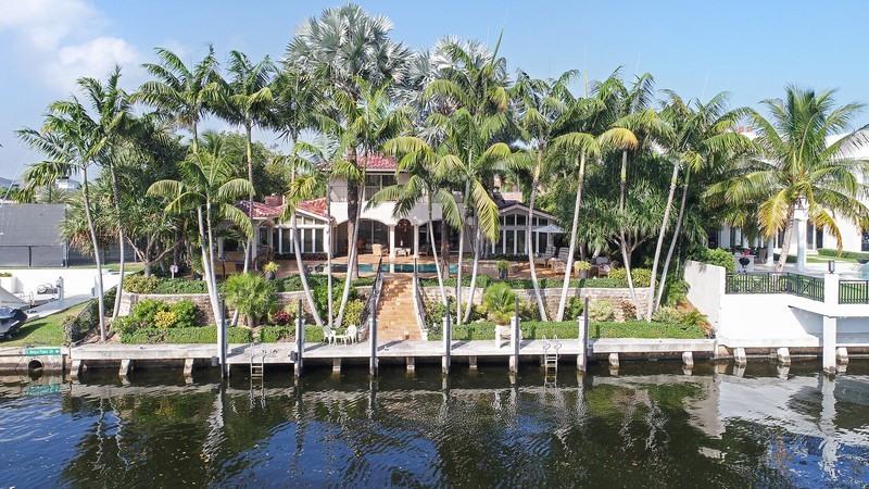 ROYAL PALM YACHT & COUNTRY CLUB - Residential