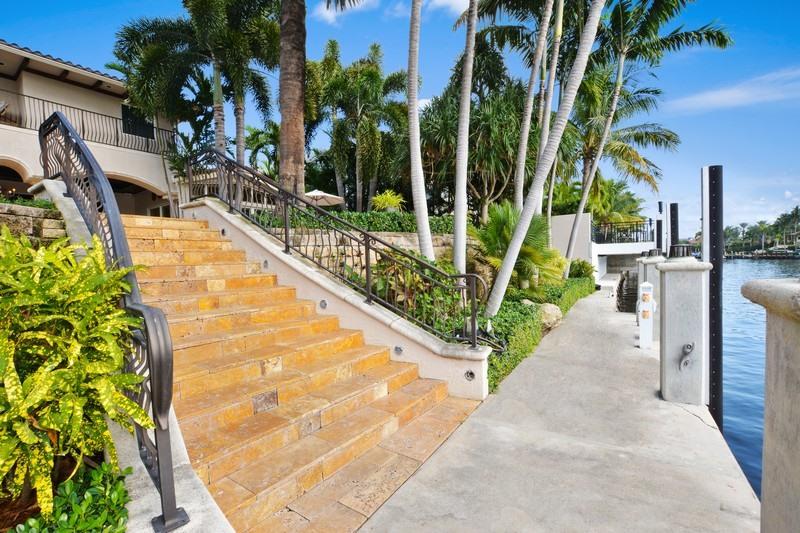 ROYAL PALM YACHT & COUNTRY CLUB - Residential