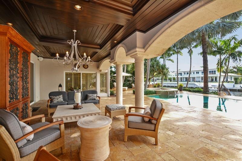 ROYAL PALM YACHT & COUNTRY CLUB - Residential