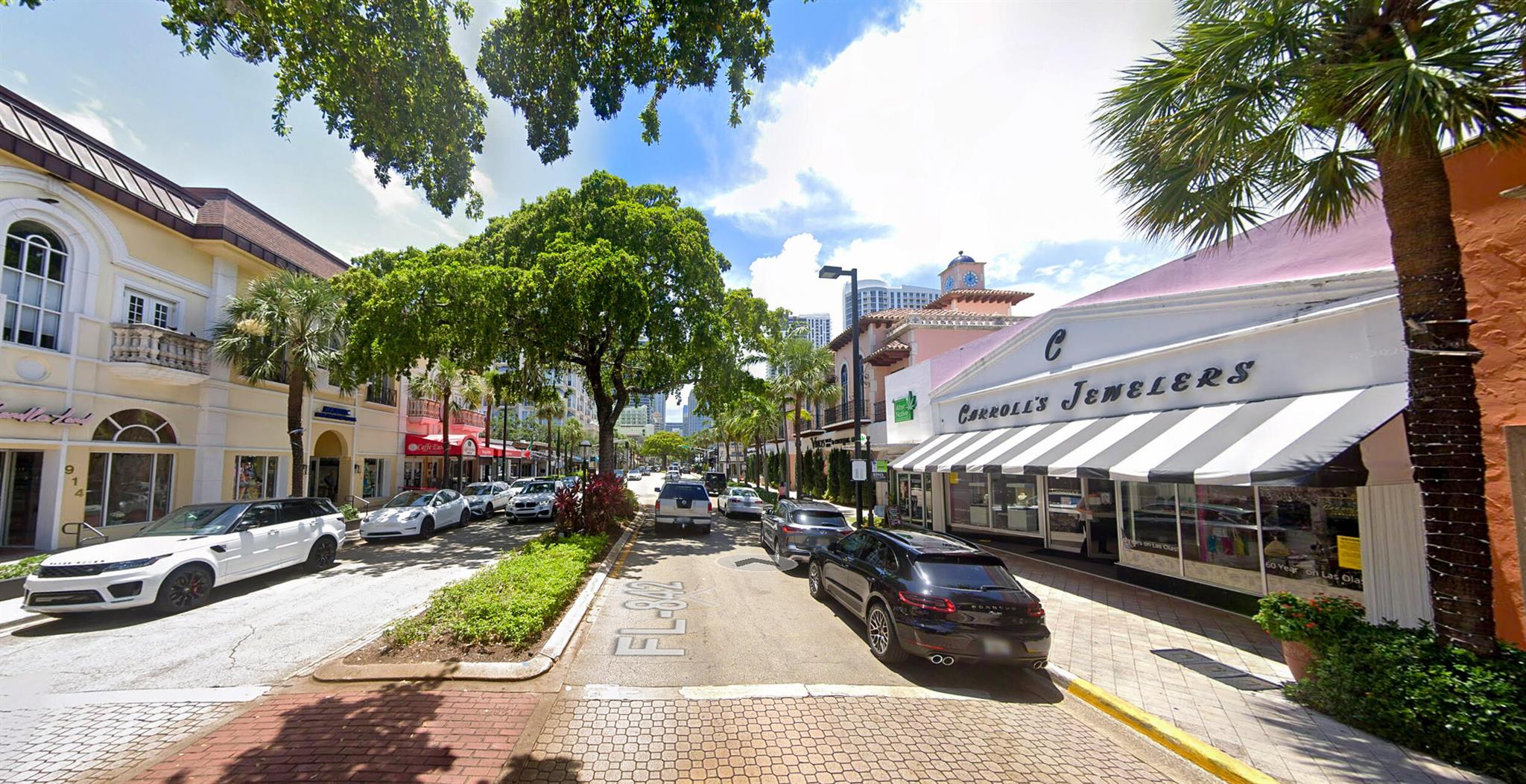 CARIBBEAN TOWNHOMES - Residential