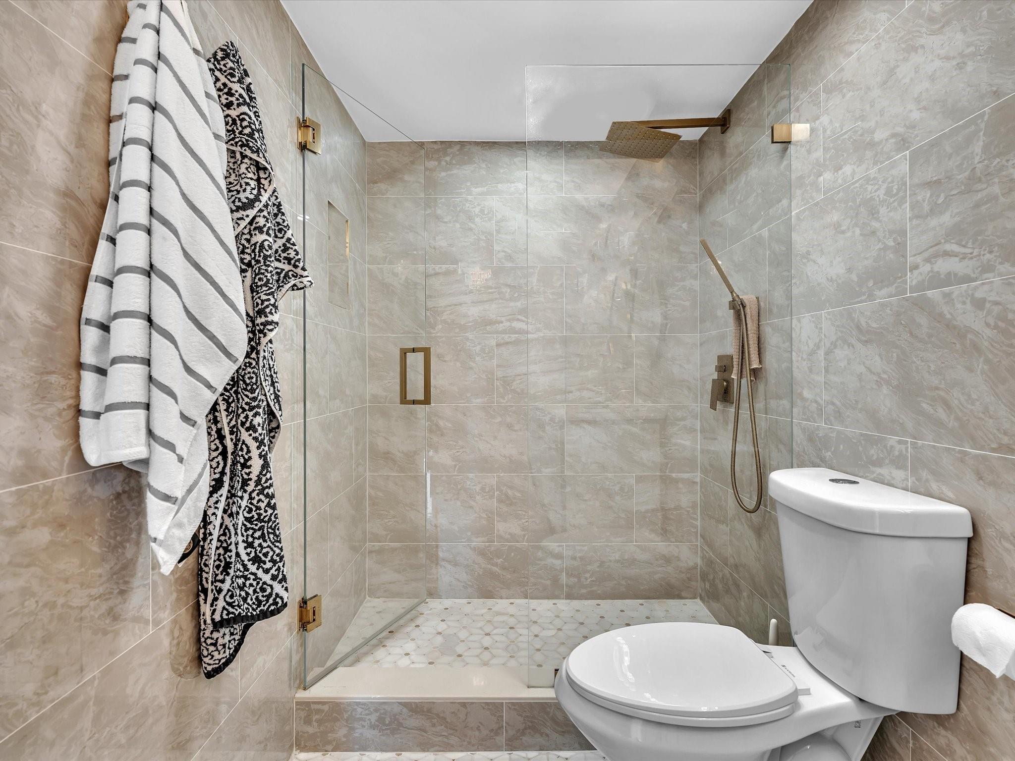 WATERVIEW CONDO - Residential Lease