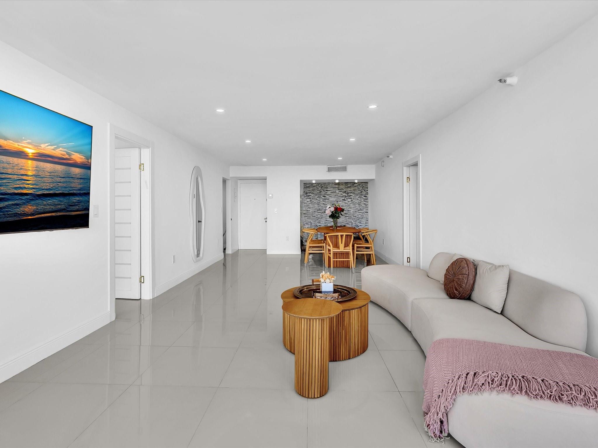 WATERVIEW CONDO - Residential Lease