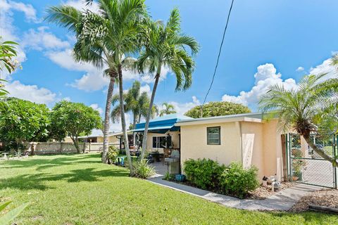 Tiny photo for 1613 Nanette Court, Lake Worth, FL 33461 (MLS # R11148941)