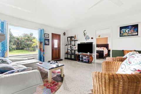 Tiny photo for 1613 Nanette Court, Lake Worth, FL 33461 (MLS # R11148941)