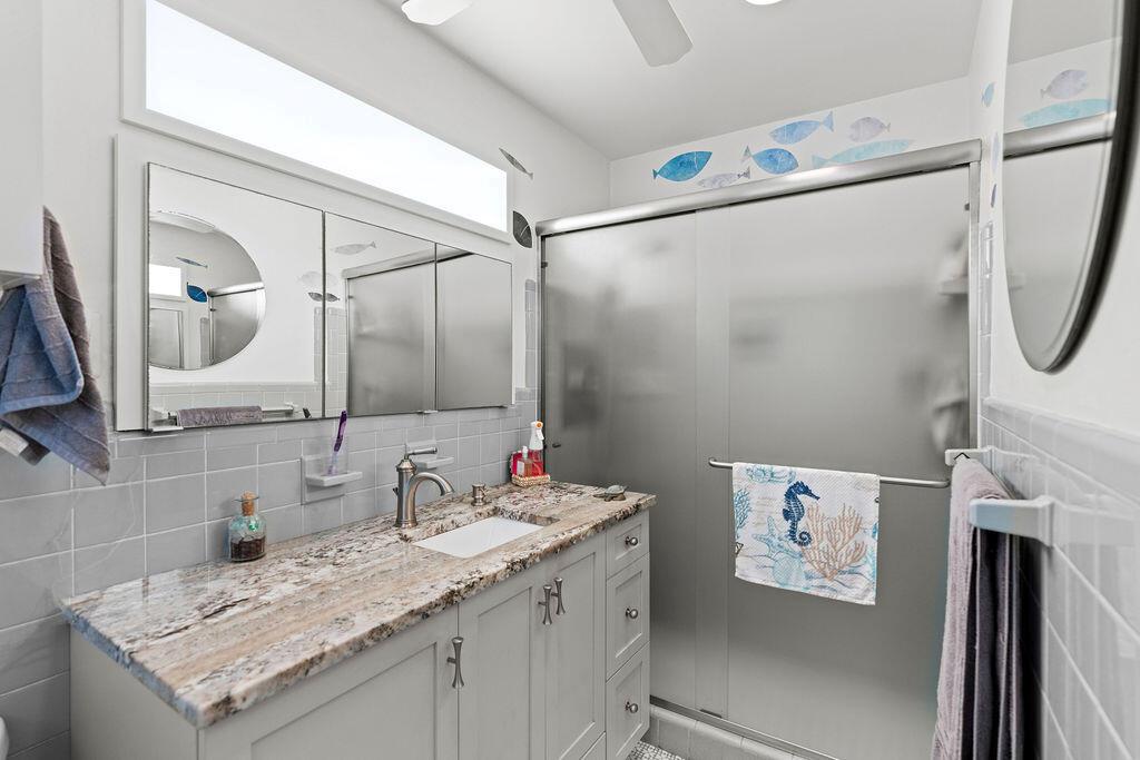 LAKE OSBORNE ESTATES 7 - Residential