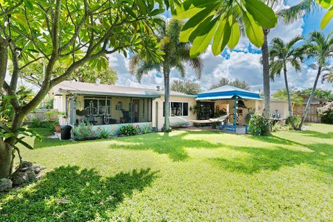 Tiny photo for 1613 Nanette Court, Lake Worth, FL 33461 (MLS # R11148941)