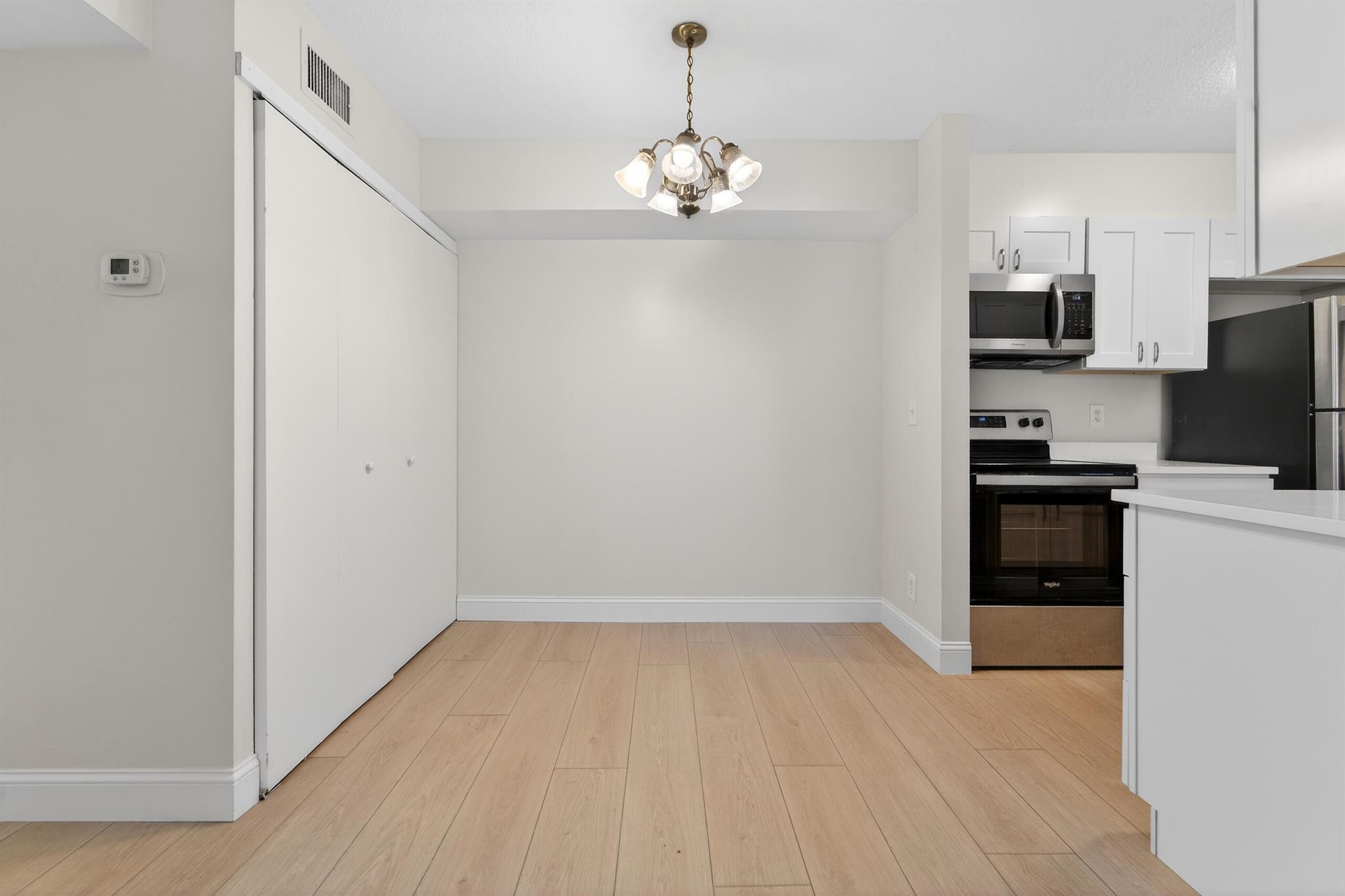 CHASEWOOD OF JUPITER COND - Residential