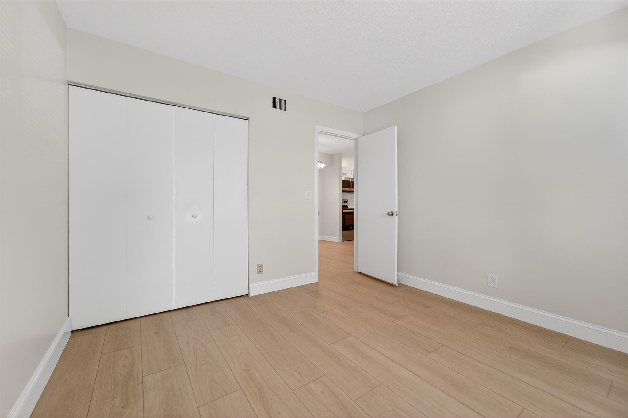 CHASEWOOD OF JUPITER COND - Residential