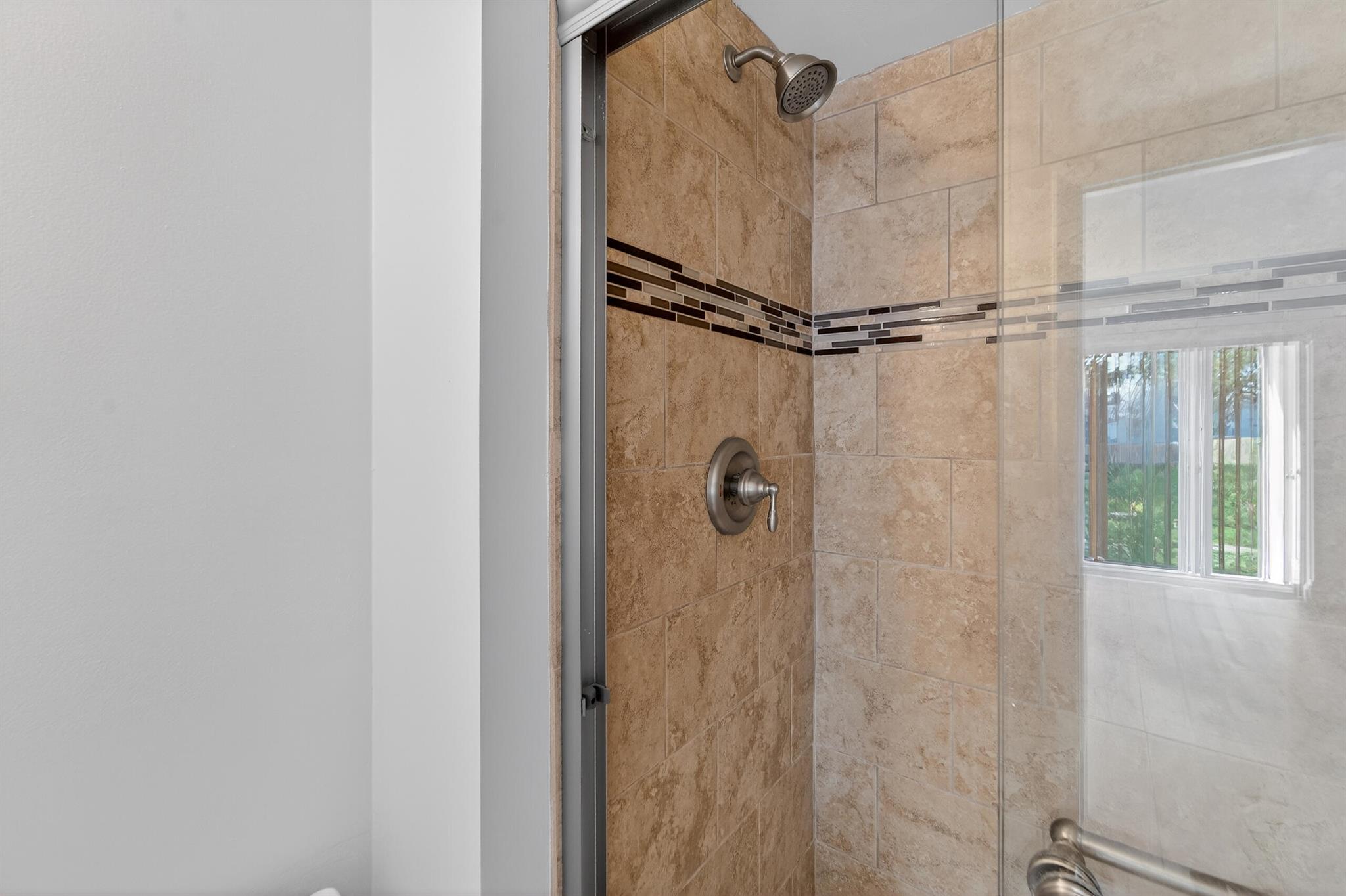 CHASEWOOD OF JUPITER COND - Residential