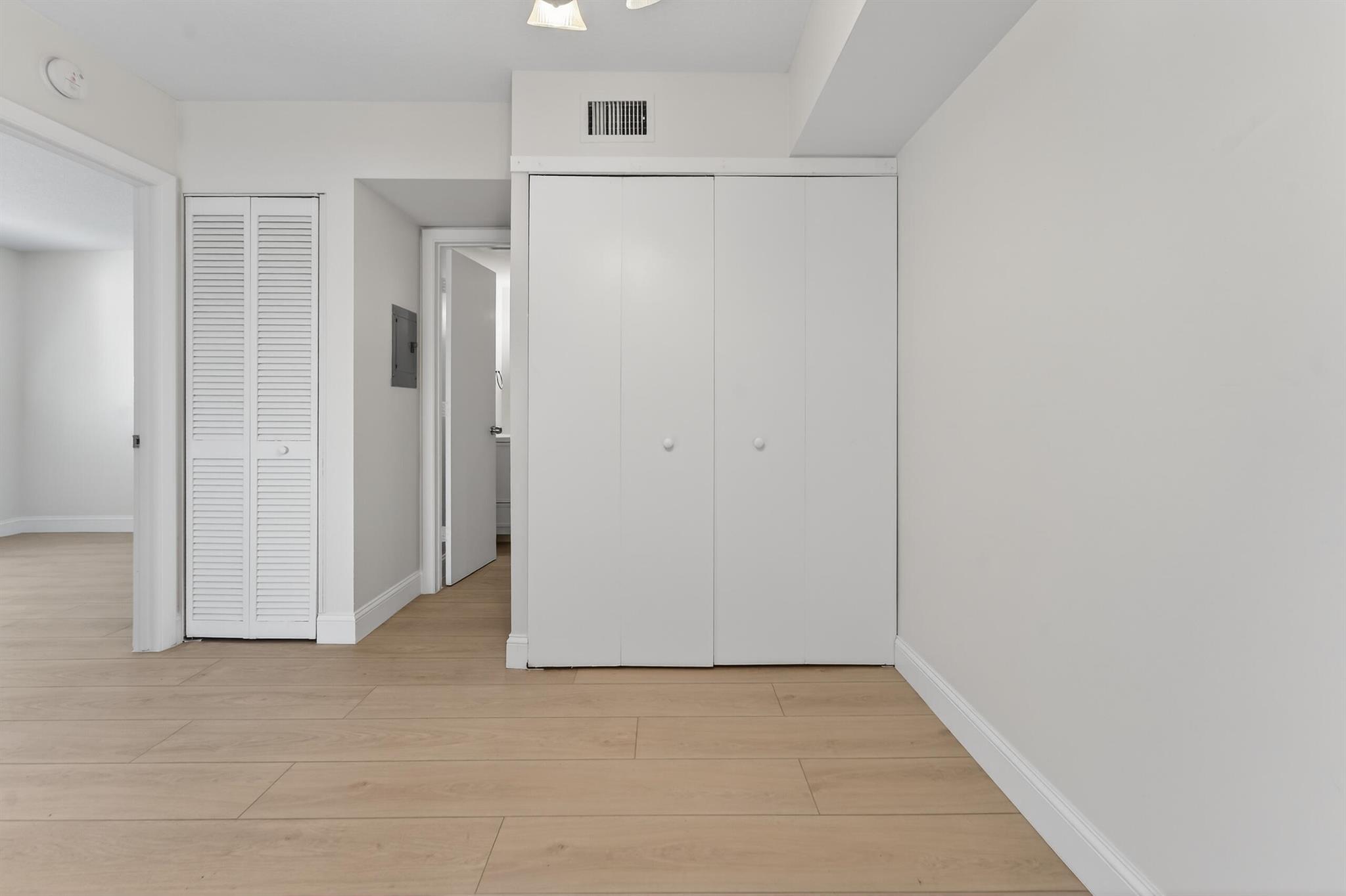 CHASEWOOD OF JUPITER COND - Residential