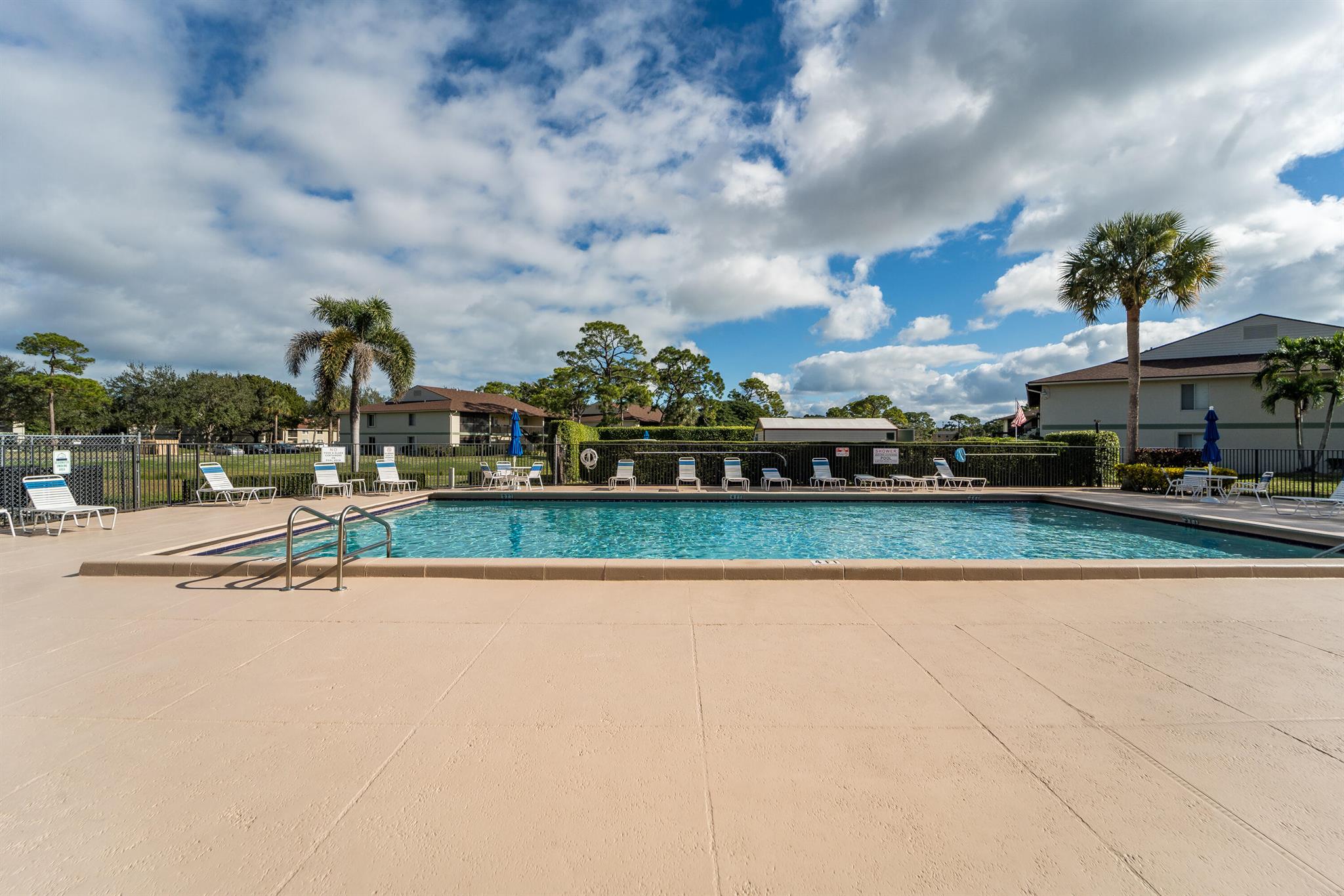 CHASEWOOD OF JUPITER COND - Residential