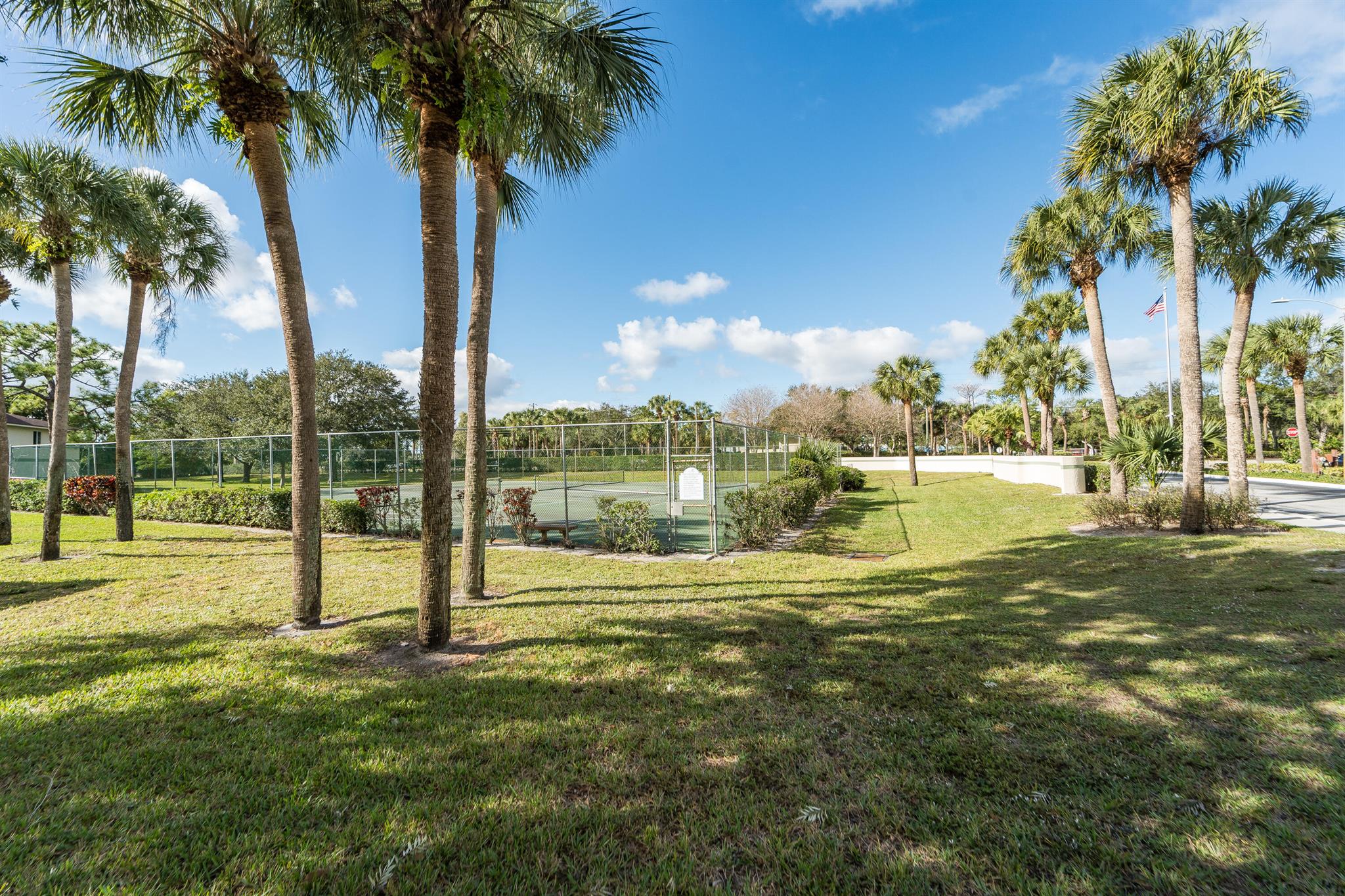 CHASEWOOD OF JUPITER COND - Residential