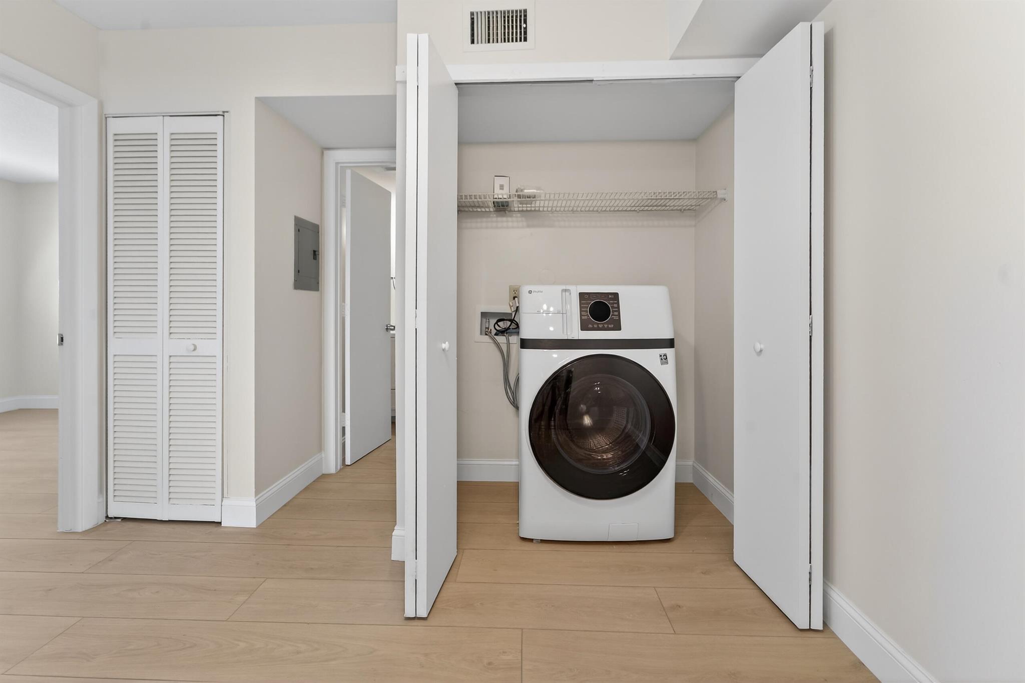 CHASEWOOD OF JUPITER COND - Residential