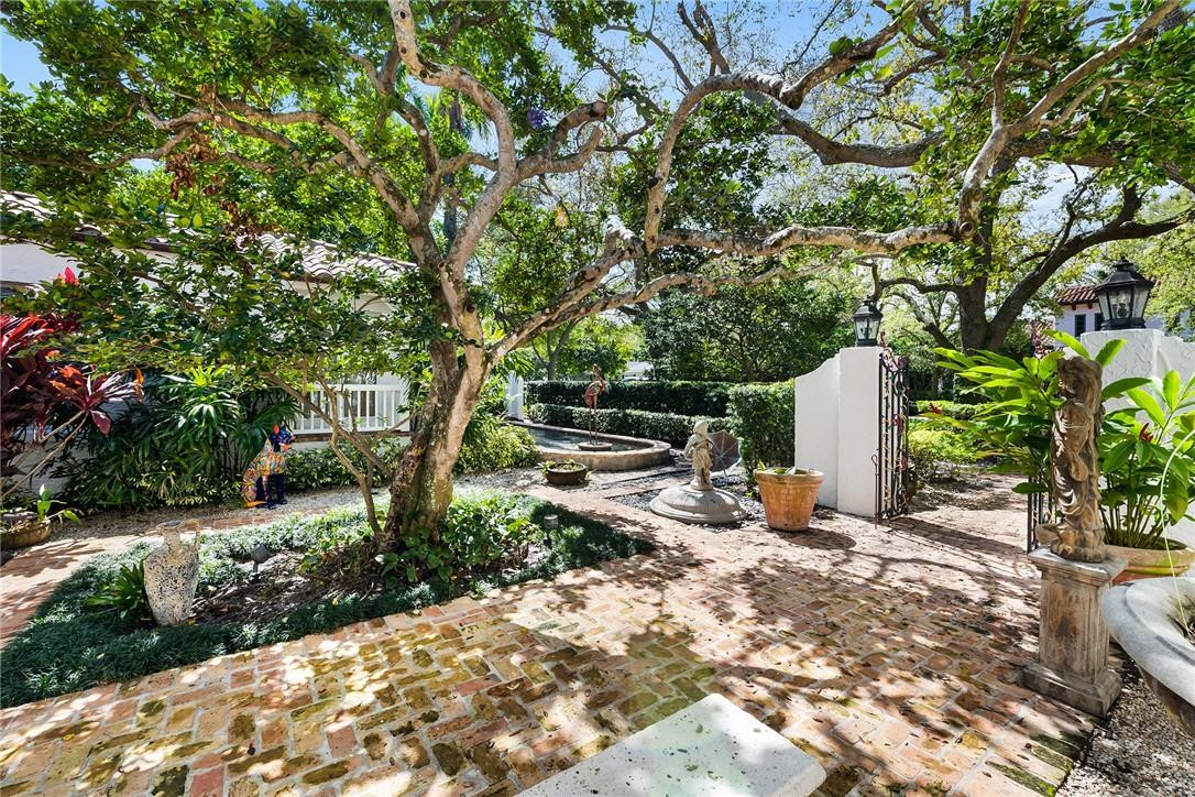 Rio Vista C J Hectors Res - Residential