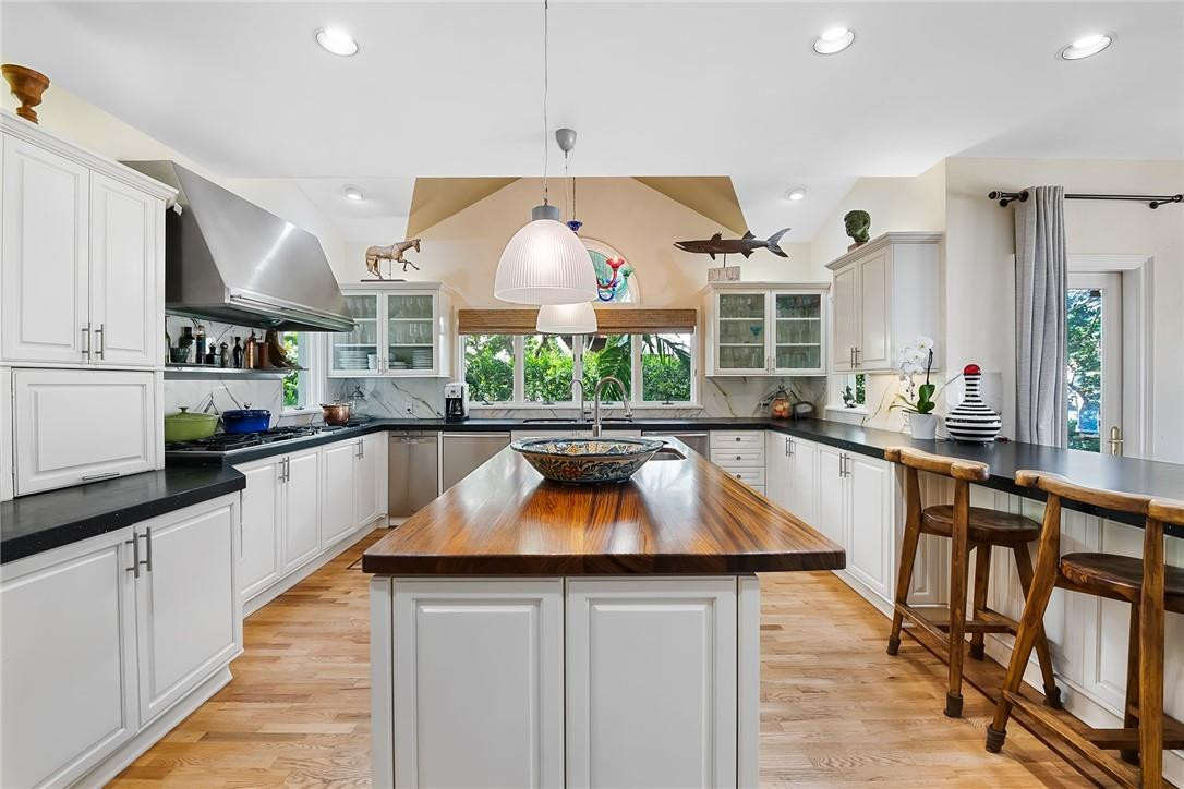 Rio Vista C J Hectors Res - Residential