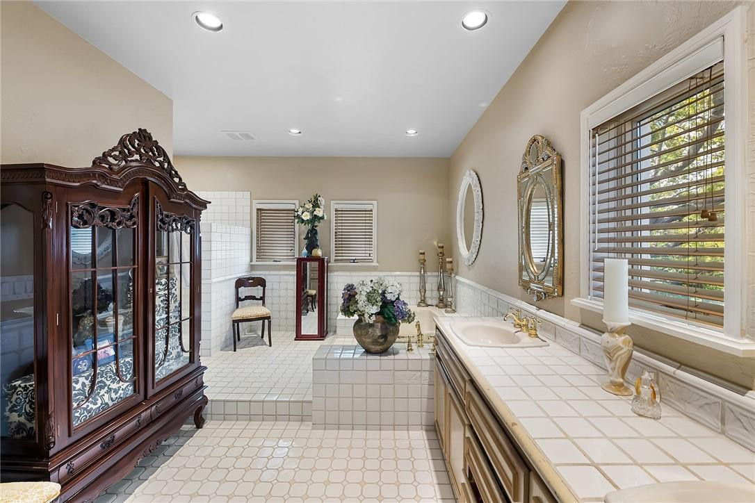 Rio Vista C J Hectors Res - Residential