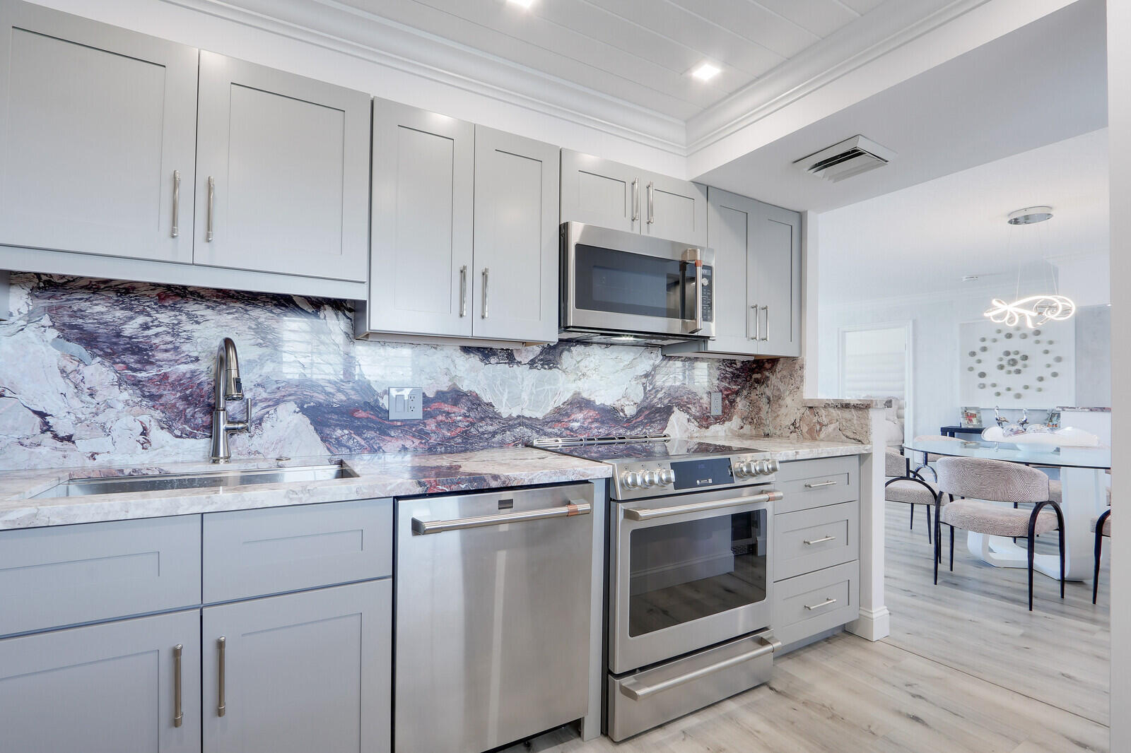 OCEAN TRAIL CONDO II - Residential