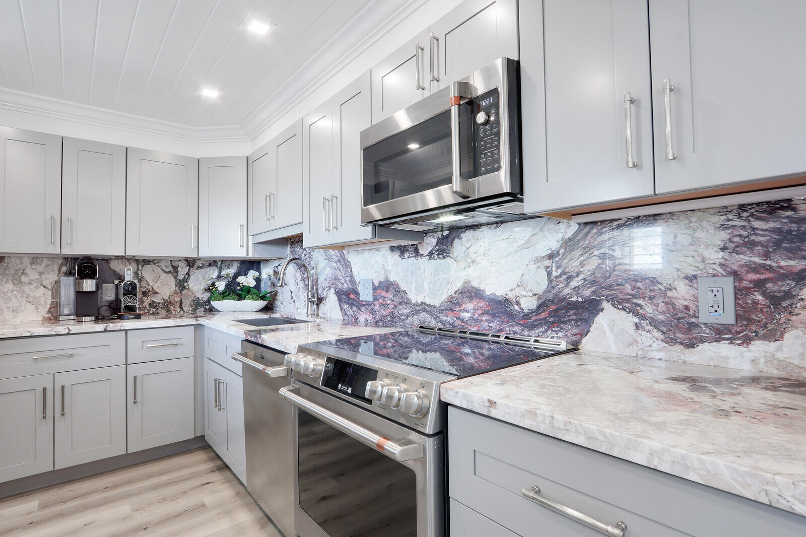 OCEAN TRAIL CONDO II - Residential