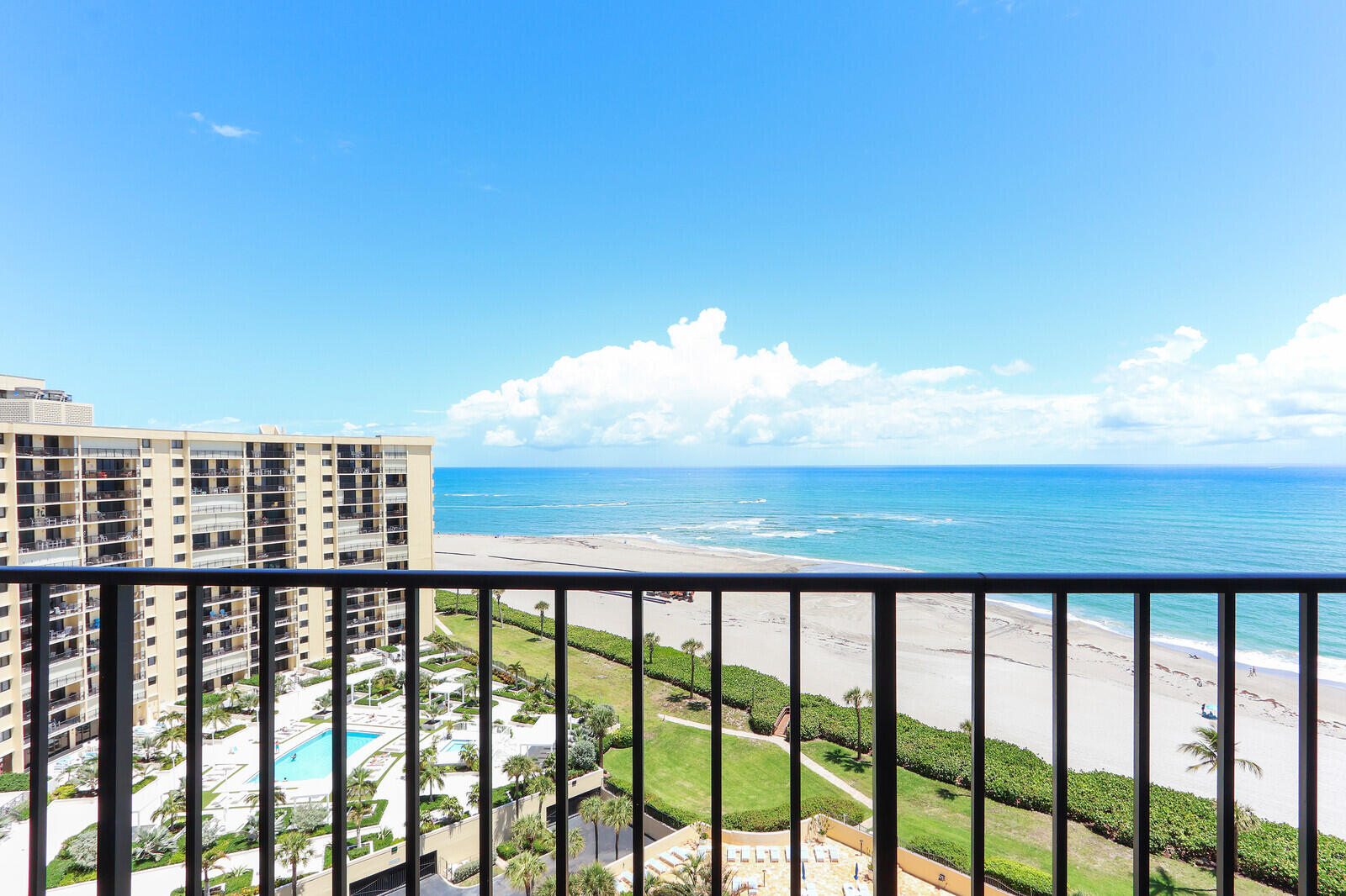 OCEAN TRAIL CONDO II - Residential