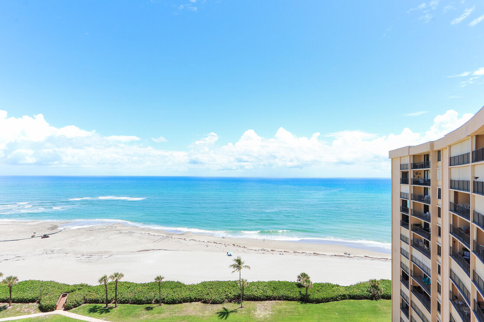OCEAN TRAIL CONDO II - Residential