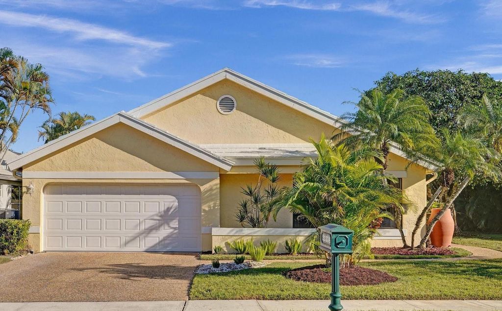 Photo of 21334 Green Hill Lane, Boca Raton, FL 33428 (MLS # F10476976)