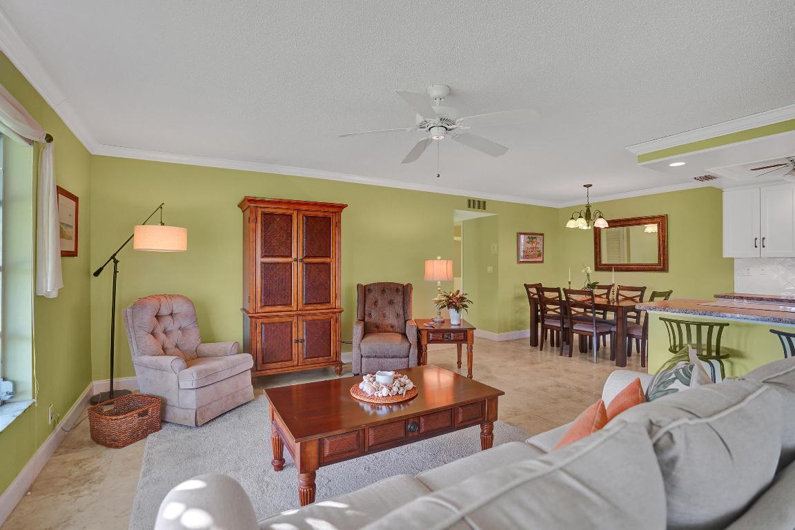 HIGH POINT OF DELRAY BEACH CONDO SEC II - Residential