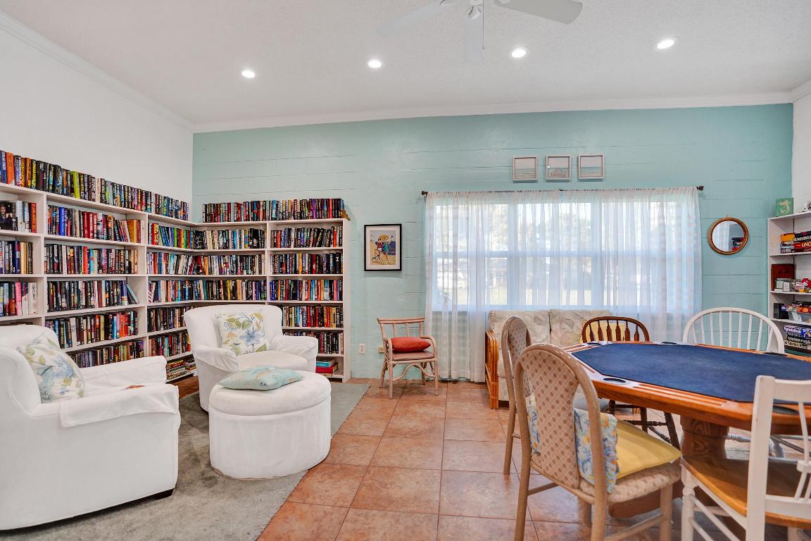 HIGH POINT OF DELRAY BEACH CONDO SEC II - Residential