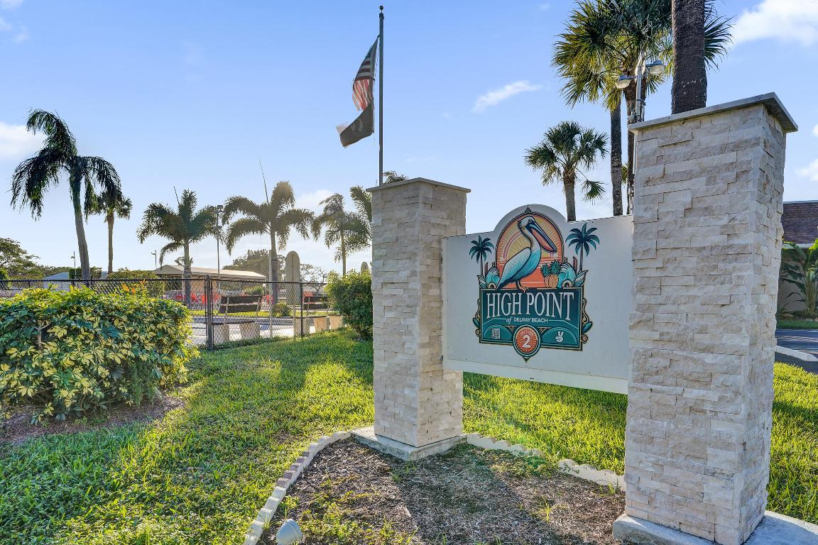 HIGH POINT OF DELRAY BEACH CONDO SEC II - Residential