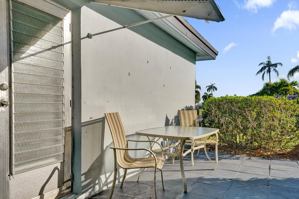 HIGH POINT OF DELRAY BEACH CONDO SEC II - Residential