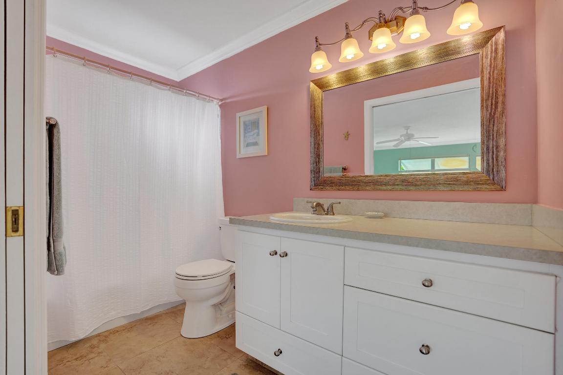 HIGH POINT OF DELRAY BEACH CONDO SEC II - Residential