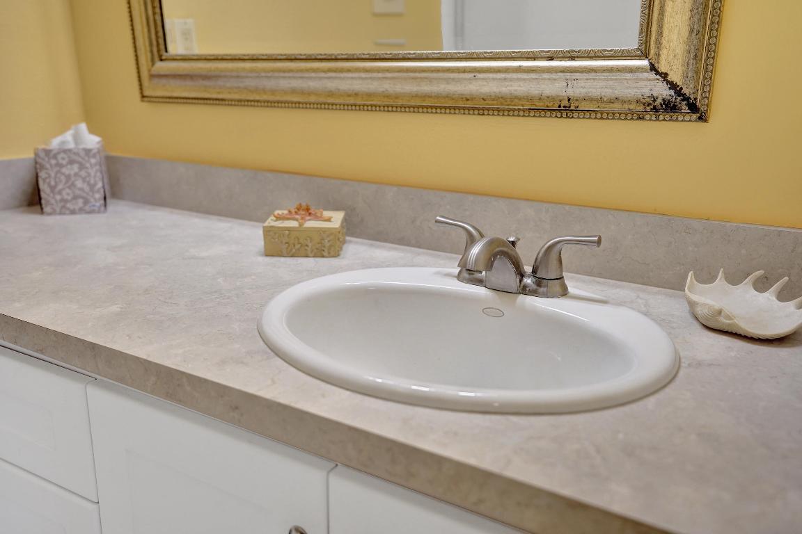 HIGH POINT OF DELRAY BEACH CONDO SEC II - Residential