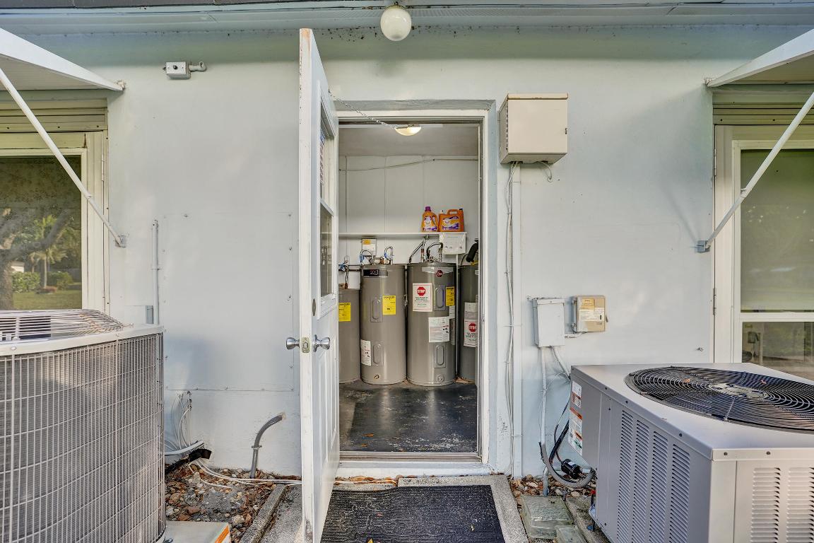 HIGH POINT OF DELRAY BEACH CONDO SEC II - Residential