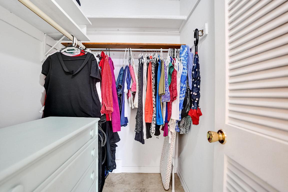 HIGH POINT OF DELRAY BEACH CONDO SEC II - Residential