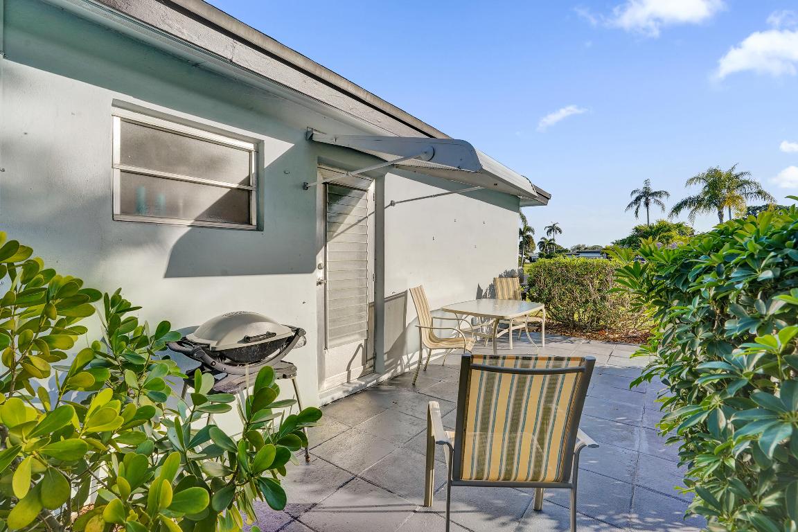 HIGH POINT OF DELRAY BEACH CONDO SEC II - Residential