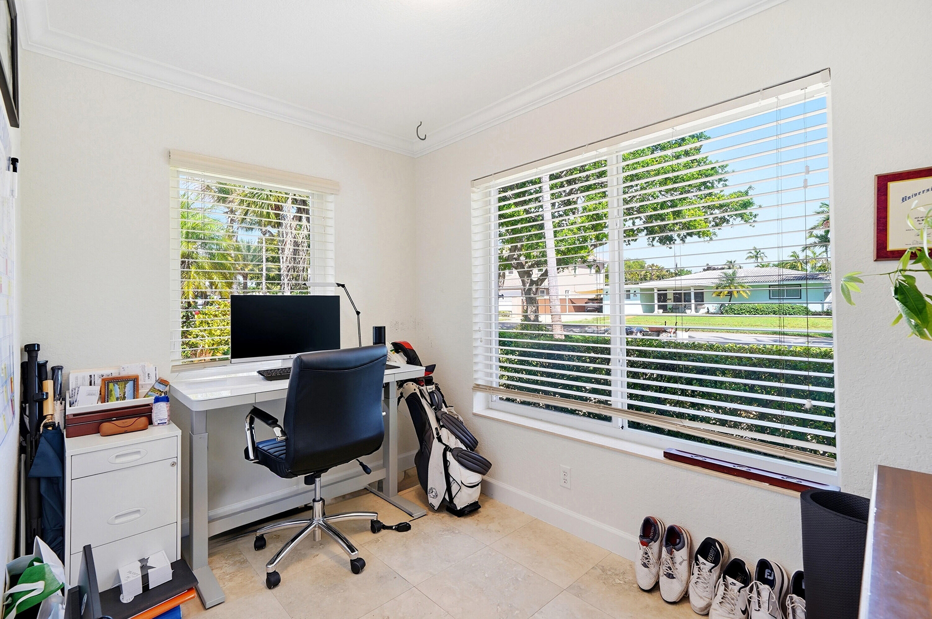 MARY-KNOLL - Residential